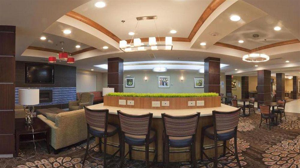 Holiday Inn Express & Suites Alexandria - Fort Belvoir By Ihg Luaran gambar