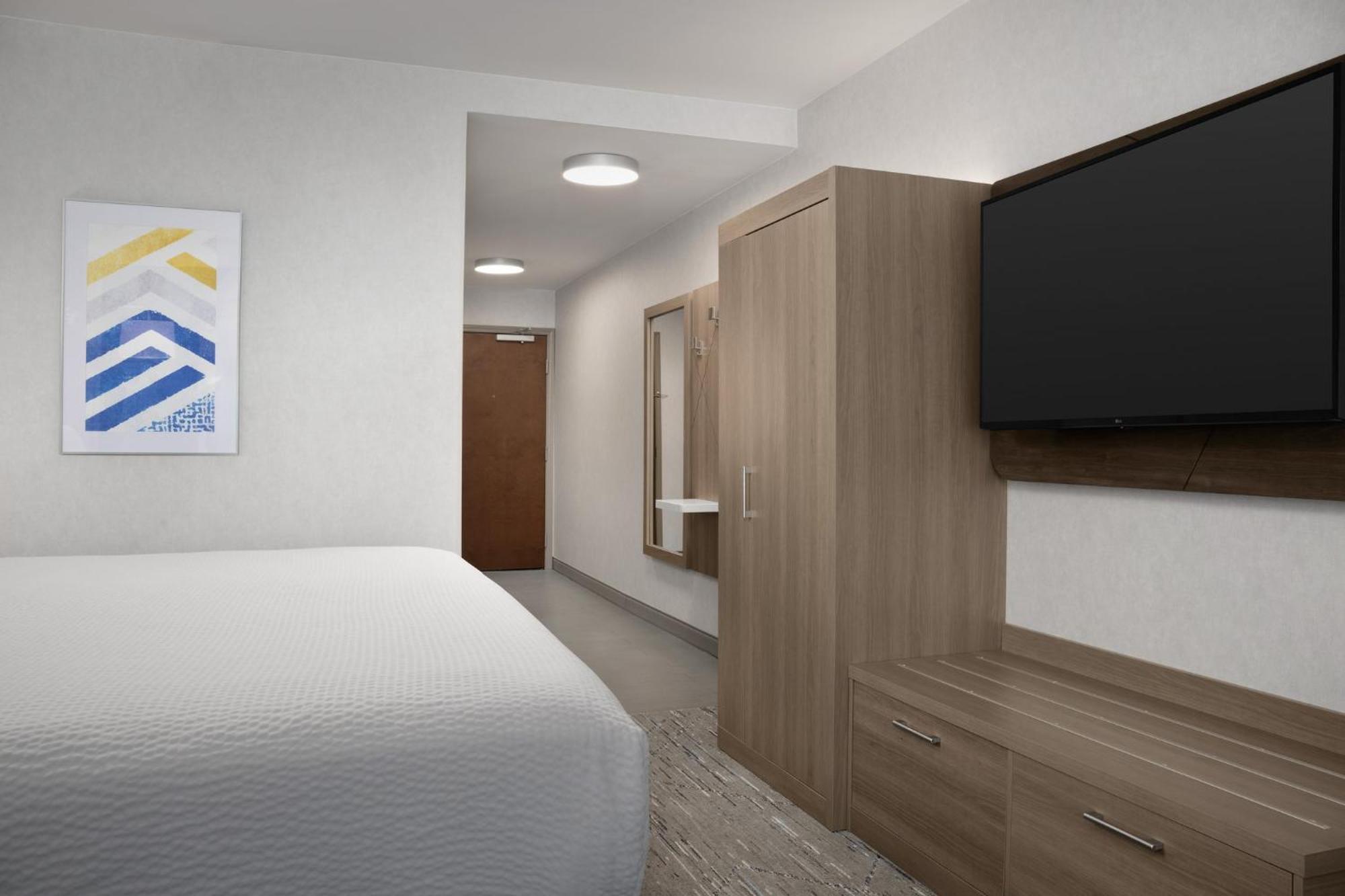 Holiday Inn Express & Suites Alexandria - Fort Belvoir By Ihg Luaran gambar