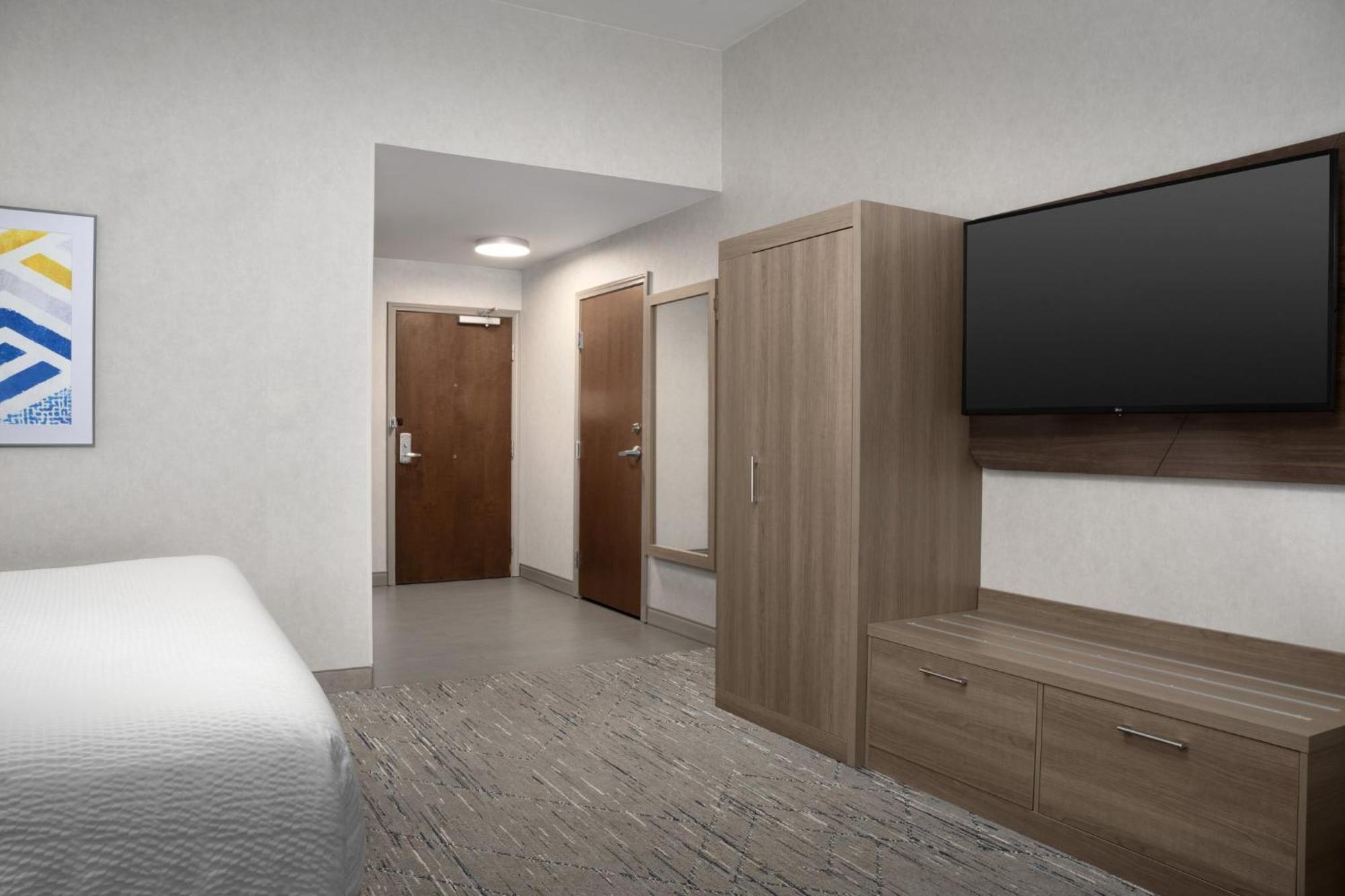 Holiday Inn Express & Suites Alexandria - Fort Belvoir By Ihg Luaran gambar