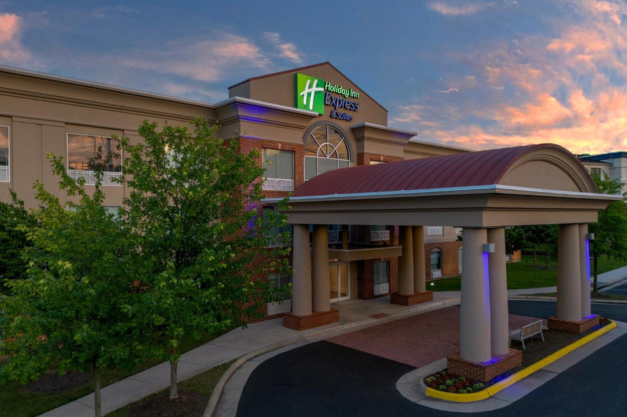 Holiday Inn Express & Suites Alexandria - Fort Belvoir By Ihg Luaran gambar